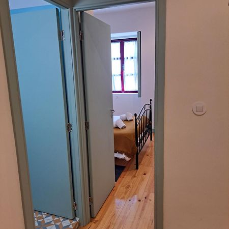 Near River 63 Вила Нова ди Гая Екстериор снимка